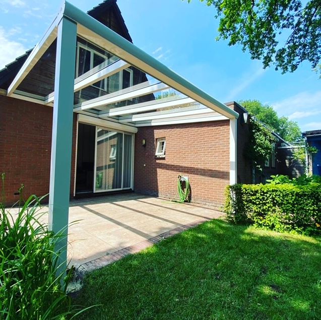 terrasoverkapping kleine tuin